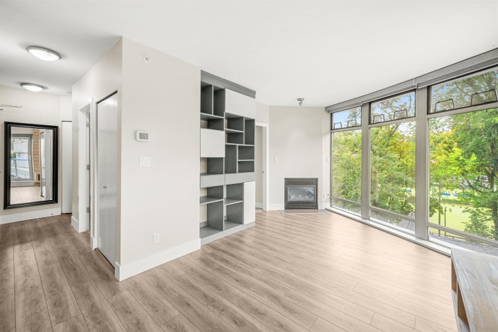 Photo 7 at 602 - 2965 Fir Street, Fairview VW, Vancouver West