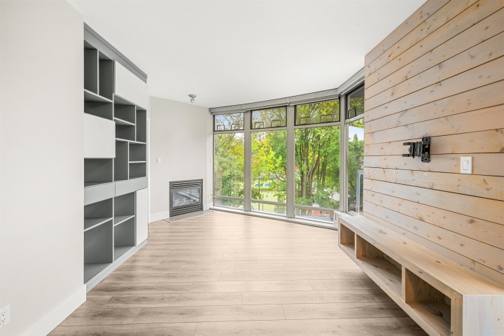 Photo 3 at 602 - 2965 Fir Street, Fairview VW, Vancouver West