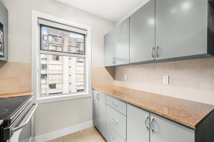 Photo 14 at 602 - 2965 Fir Street, Fairview VW, Vancouver West