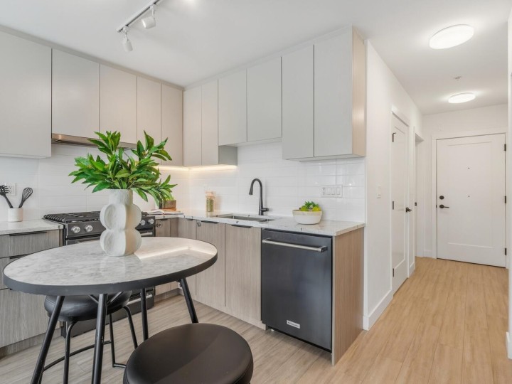 Photo 3 at 208 - 2408 Grant Street, Renfrew VE, Vancouver East