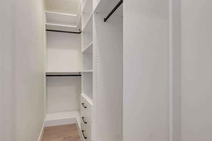 Photo 11 at 2698 E 5th Avenue, Renfrew VE, Vancouver East