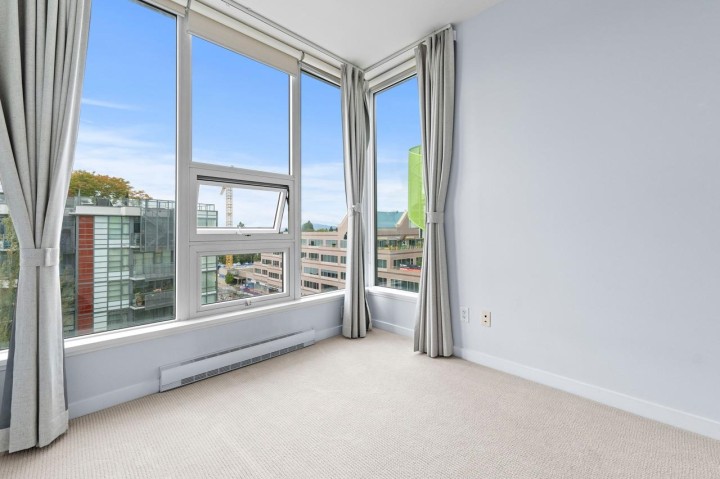 Photo 8 at 703 - 2528 Maple Street, Kitsilano, Vancouver West