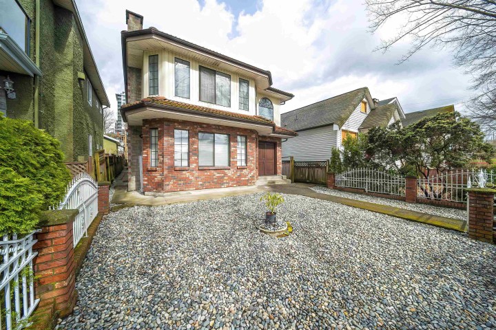 Photo 2 at 3609 Turner Street, Renfrew VE, Vancouver East