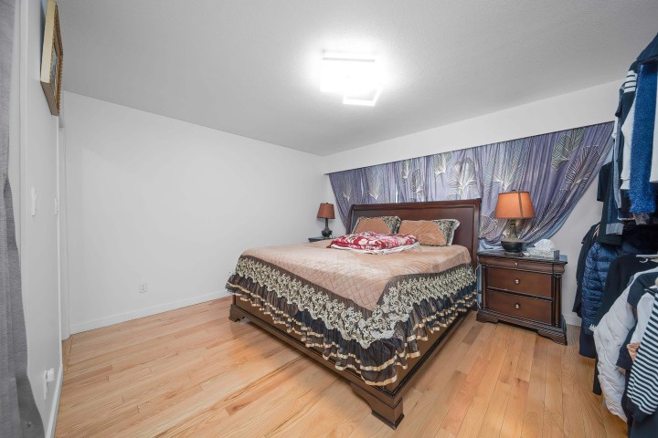 Photo 12 at 3609 Turner Street, Renfrew VE, Vancouver East