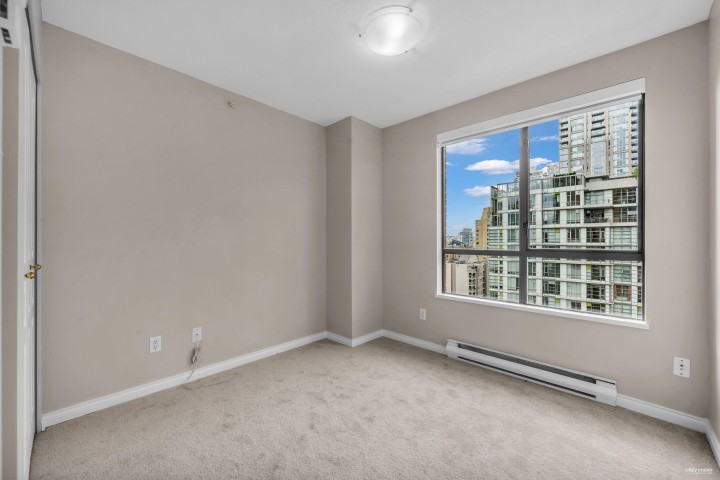 Photo 13 at 1608 - 1189 Howe Street, Downtown VW, Vancouver West