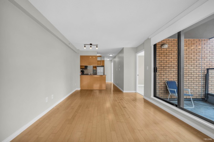 Photo 4 at 1608 - 1189 Howe Street, Downtown VW, Vancouver West