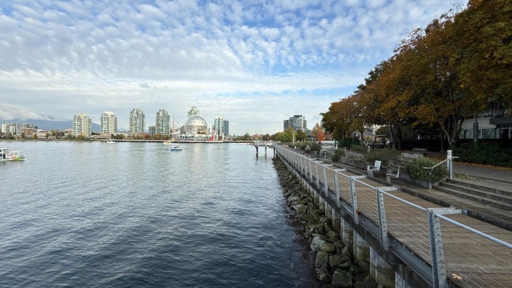 Photo 11 at 1210 - 1708 Columbia Street, False Creek, Vancouver West