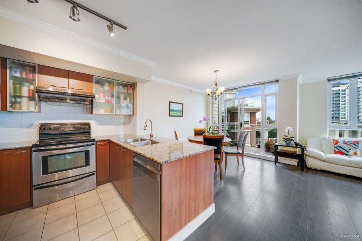 Photo 9 at 603 - 4028 Knight Street, Knight, Vancouver East