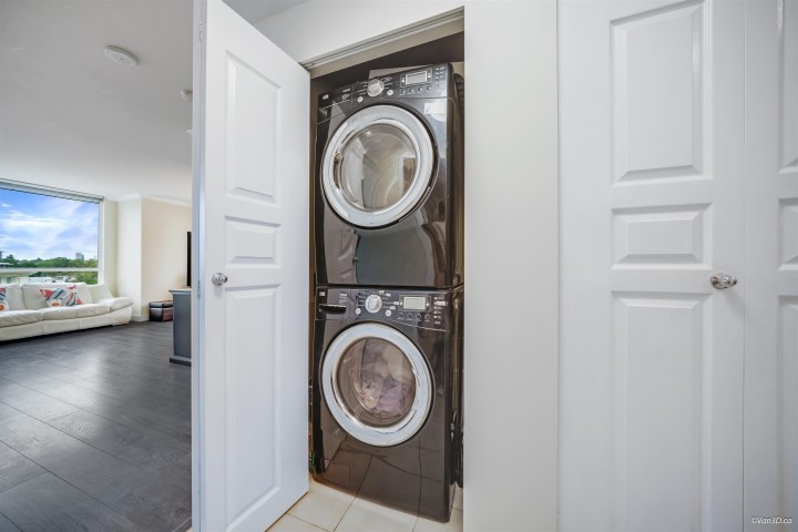 Photo 14 at 603 - 4028 Knight Street, Knight, Vancouver East