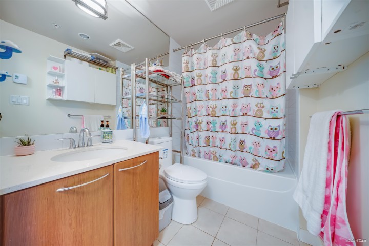 Photo 11 at 603 - 4028 Knight Street, Knight, Vancouver East