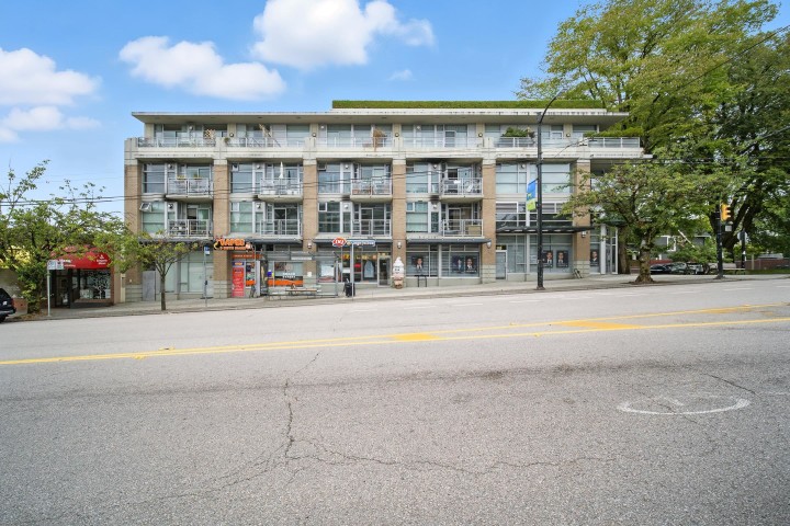 Photo 36 at 404 - 3595 W 18th Avenue, Dunbar, Vancouver West