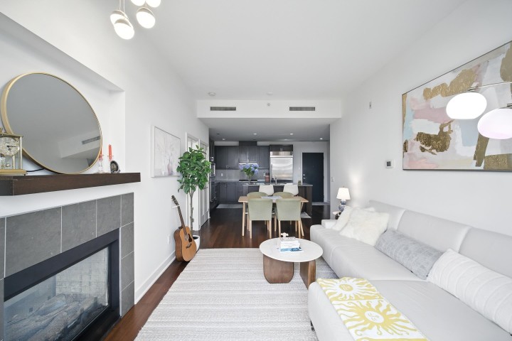 Photo 8 at 404 - 3595 W 18th Avenue, Dunbar, Vancouver West