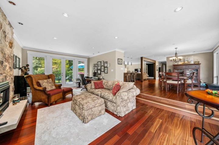 Photo 11 at 871 Fairway Drive, Dollarton, North Vancouver