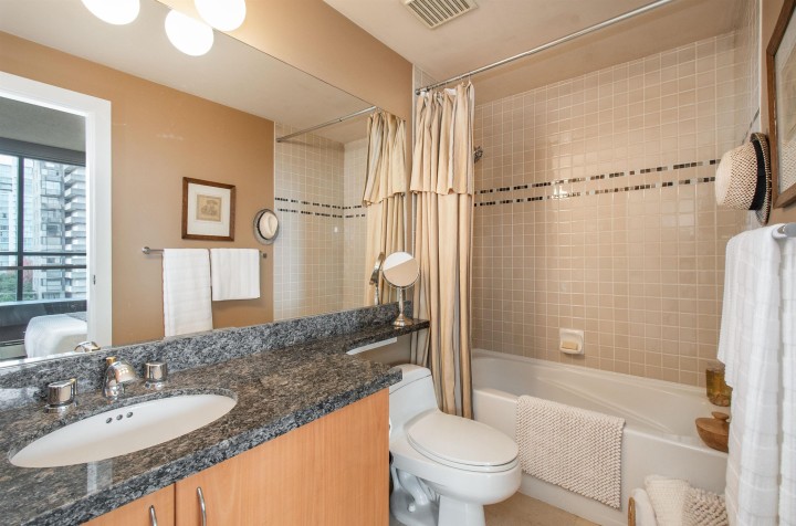 Photo 33 at PH4 - 1688 Robson Street, West End VW, Vancouver West