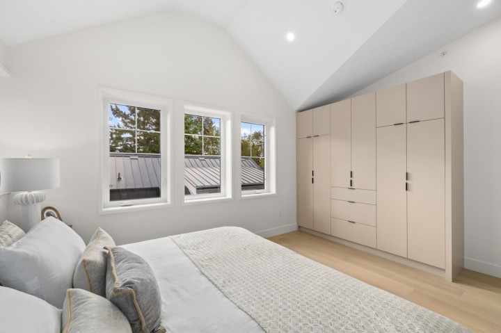 Photo 22 at 2436 W 49th Avenue, S.W. Marine, Vancouver West