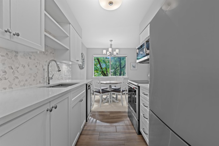 Photo 16 at 305 - 8775 Cartier Street, Marpole, Vancouver West