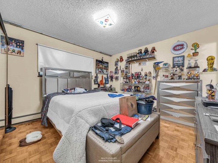 Photo 6 at 3112 E 1st Avenue, Renfrew VE, Vancouver East