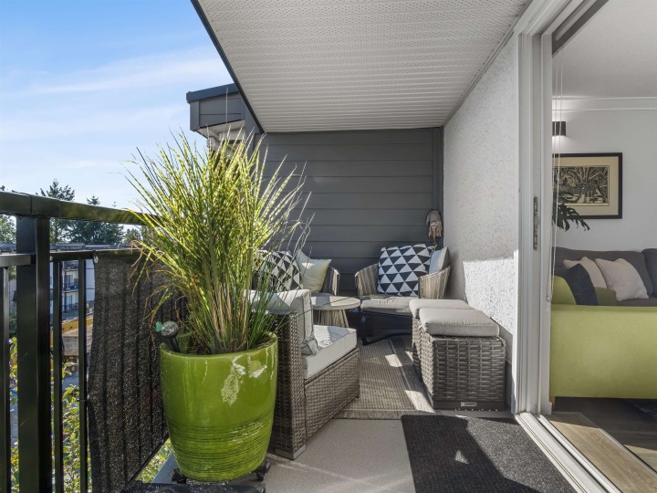 Photo 3 at 306 - 134 W 20th Street, Central Lonsdale, North Vancouver