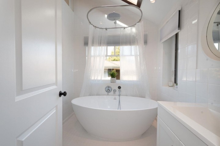 Photo 20 at 1050 11th Street, Sentinel Hill, West Vancouver