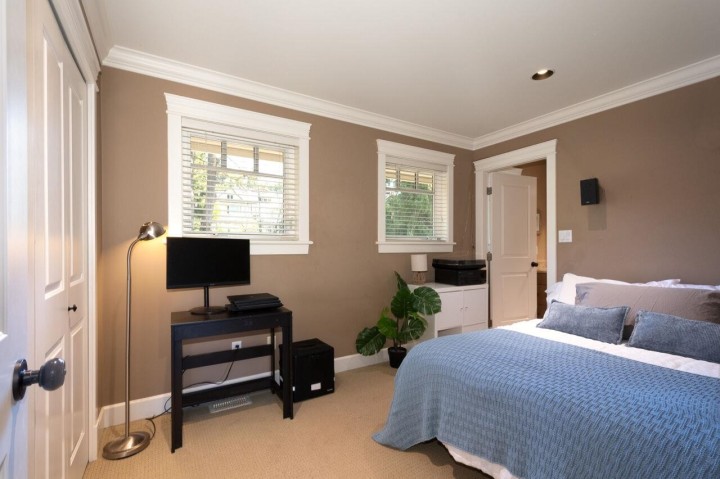 Photo 21 at 1050 11th Street, Sentinel Hill, West Vancouver