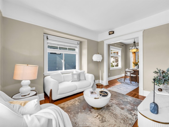 Photo 2 at 138 W Kings Road, Upper Lonsdale, North Vancouver