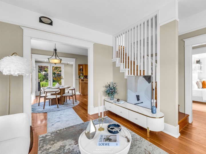 Photo 5 at 138 W Kings Road, Upper Lonsdale, North Vancouver