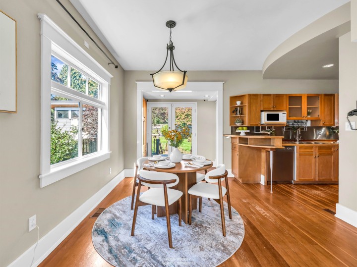 Photo 9 at 138 W Kings Road, Upper Lonsdale, North Vancouver