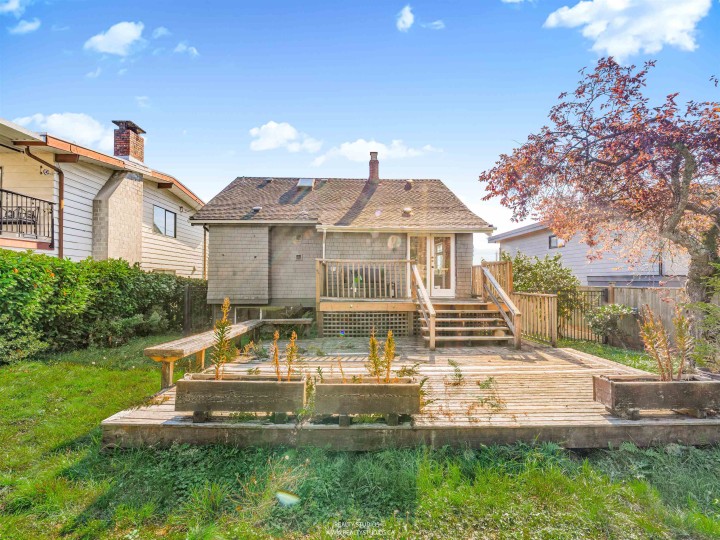 Photo 34 at 138 W Kings Road, Upper Lonsdale, North Vancouver