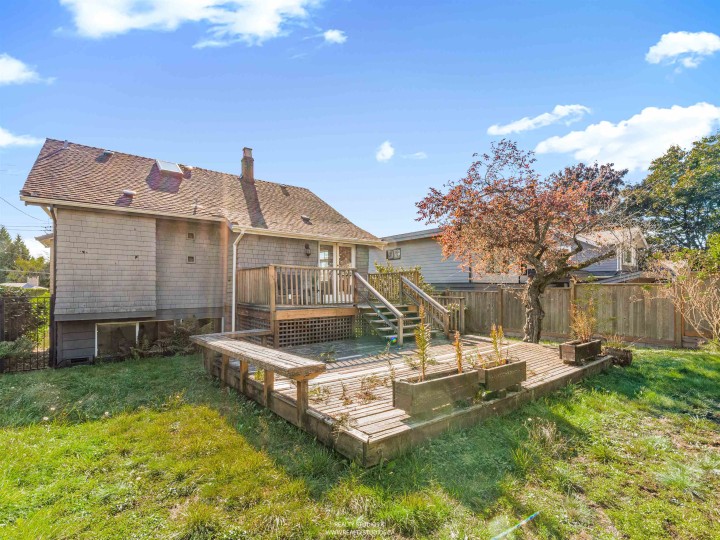 Photo 33 at 138 W Kings Road, Upper Lonsdale, North Vancouver