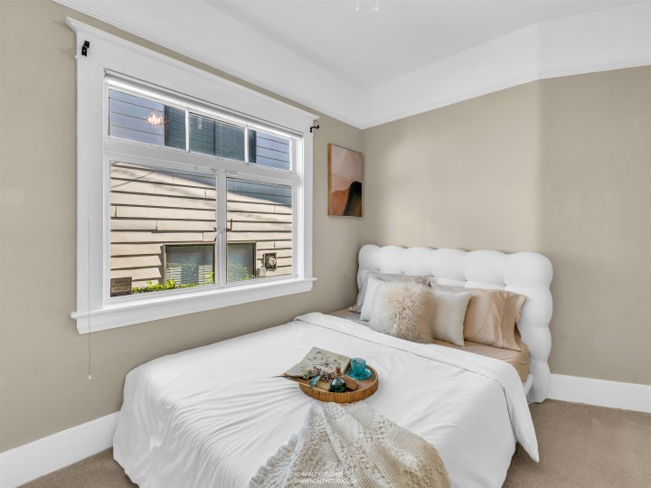 Photo 18 at 138 W Kings Road, Upper Lonsdale, North Vancouver