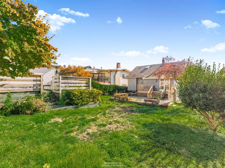 Photo 35 at 138 W Kings Road, Upper Lonsdale, North Vancouver