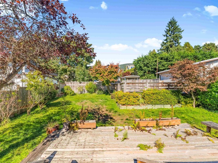 Photo 31 at 138 W Kings Road, Upper Lonsdale, North Vancouver