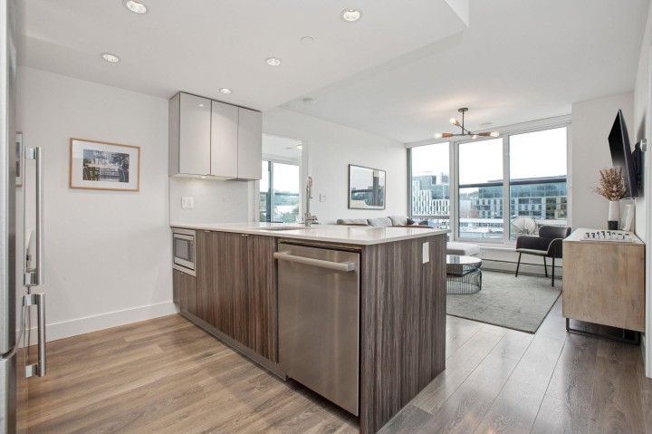 Photo 13 at 607 - 1788 Columbia Street, False Creek, Vancouver West