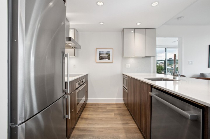 Photo 12 at 607 - 1788 Columbia Street, False Creek, Vancouver West