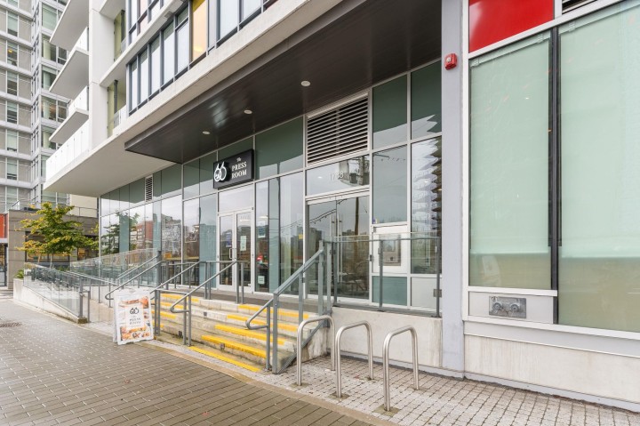 Photo 3 at 607 - 1788 Columbia Street, False Creek, Vancouver West