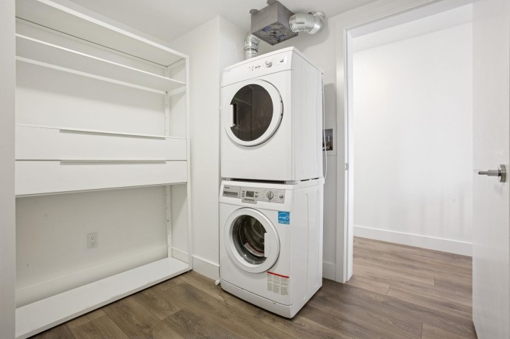 Photo 21 at 607 - 1788 Columbia Street, False Creek, Vancouver West