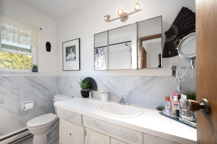 Photo 15 at 2155-57 W 15th Avenue, Kitsilano, Vancouver West