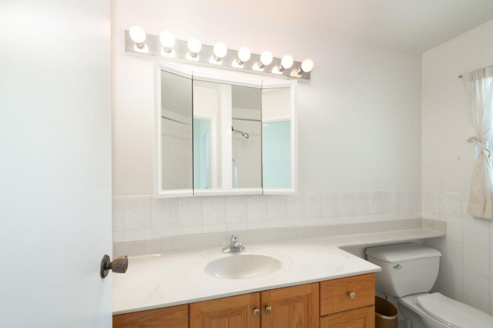 Photo 31 at 2155-57 W 15th Avenue, Kitsilano, Vancouver West