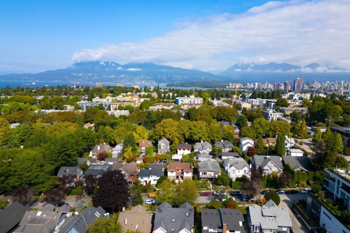 Photo 39 at 2155-57 W 15th Avenue, Kitsilano, Vancouver West