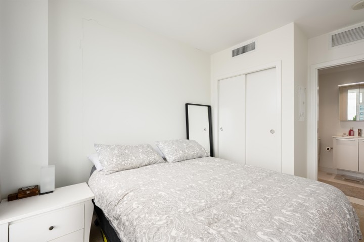 Photo 13 at 1606 - 2220 Kingsway, Victoria VE, Vancouver East