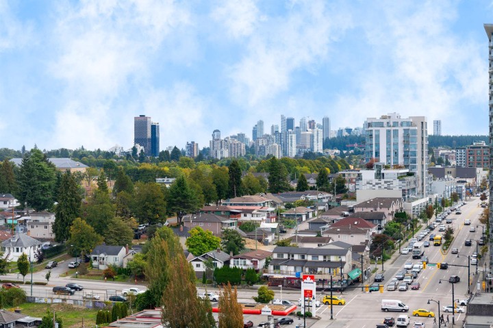 Photo 17 at 1606 - 2220 Kingsway, Victoria VE, Vancouver East