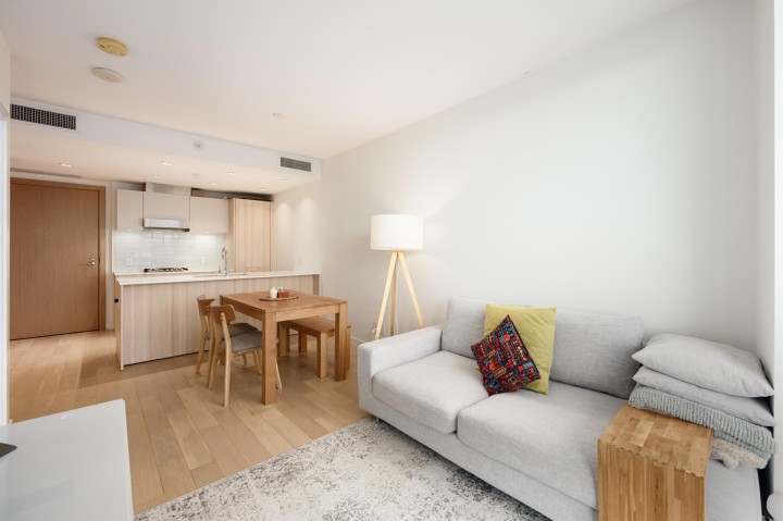 Photo 11 at 1606 - 2220 Kingsway, Victoria VE, Vancouver East