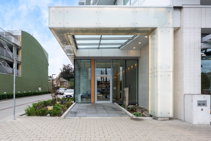 Photo 25 at 1606 - 2220 Kingsway, Victoria VE, Vancouver East