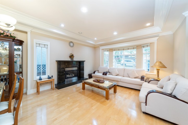 Photo 5 at 260 W 63rd Avenue, Marpole, Vancouver West