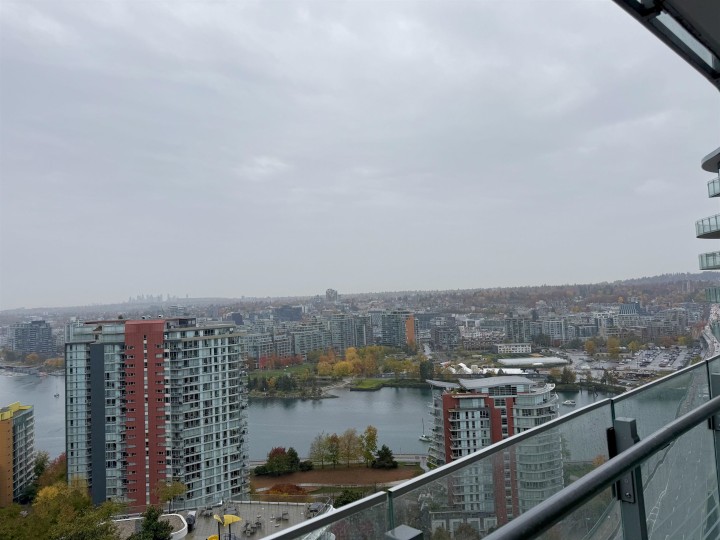 Photo 7 at 2612 - 89 Nelson Street, Yaletown, Vancouver West