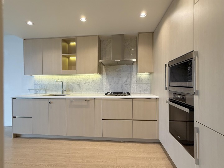 Photo 9 at 2612 - 89 Nelson Street, Yaletown, Vancouver West