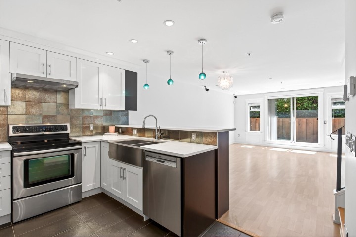 Photo 7 at 60 - 3436 Terra Vita Place, Renfrew VE, Vancouver East