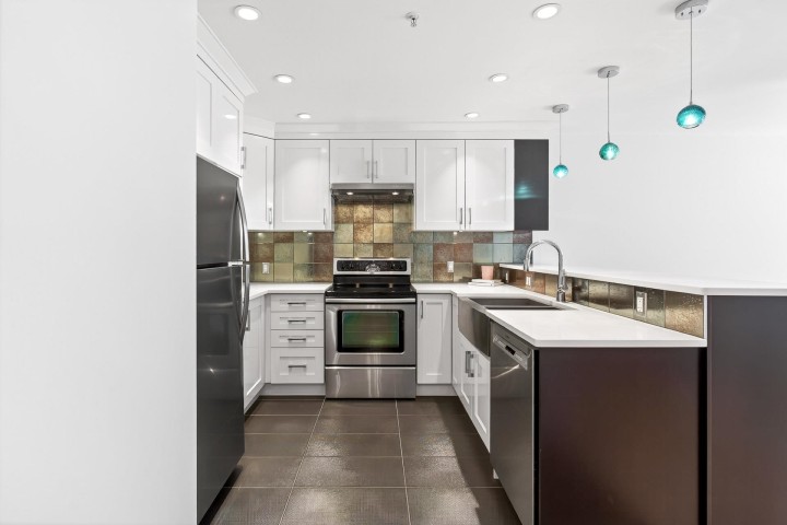 Photo 18 at 60 - 3436 Terra Vita Place, Renfrew VE, Vancouver East