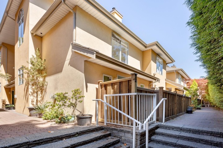 Photo 4 at 60 - 3436 Terra Vita Place, Renfrew VE, Vancouver East