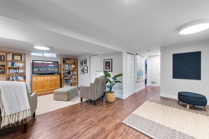 Photo 27 at 997 Canyon Boulevard, Canyon Heights NV, North Vancouver